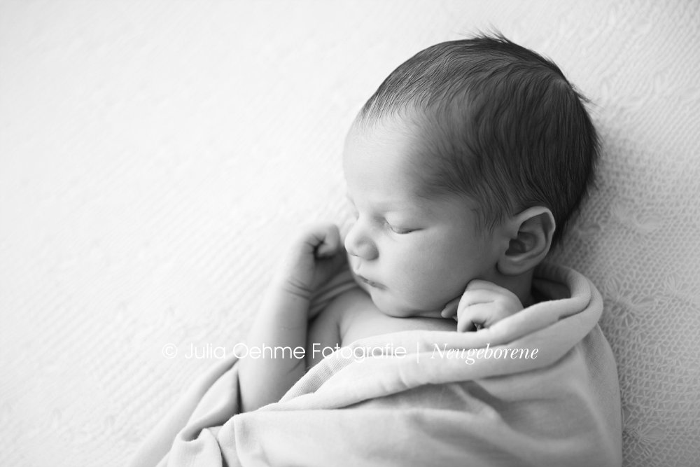 baby fotoshooting leipzig mädchen natürliche babyfotos neugeborenenfotografie im fotostudio von julia oehme in leipzig (1)
