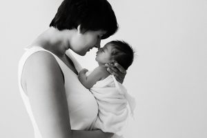babybild mit mama fotostudio leipzig