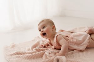 julia oehme babyfotos leipzig fotostudio babyfotograf baby  monate fotograf halle chemnitz