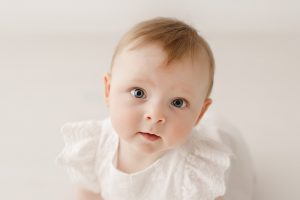 baby mädchen krabbelt fotoshooting leipzig halle