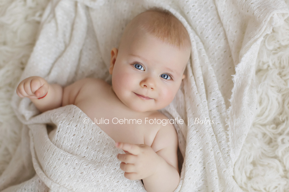Baby­fo­to­gra­fie in Leip­zig | Mar­la – 5 Mona­te