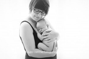 zarte babyfotos junge neugeborenenfotos niedlich babybilder babyfotograf julia oehme fotostudio leipzig