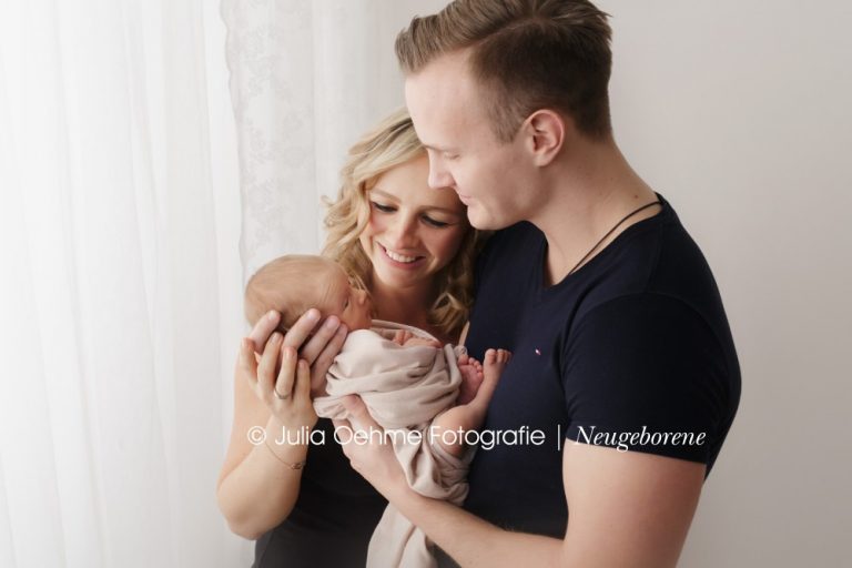 Neu­ge­bo­re­nen­fo­tos des klei­nen Vito | Neu­ge­bo­re­nen­fo­tos in Leip­zig