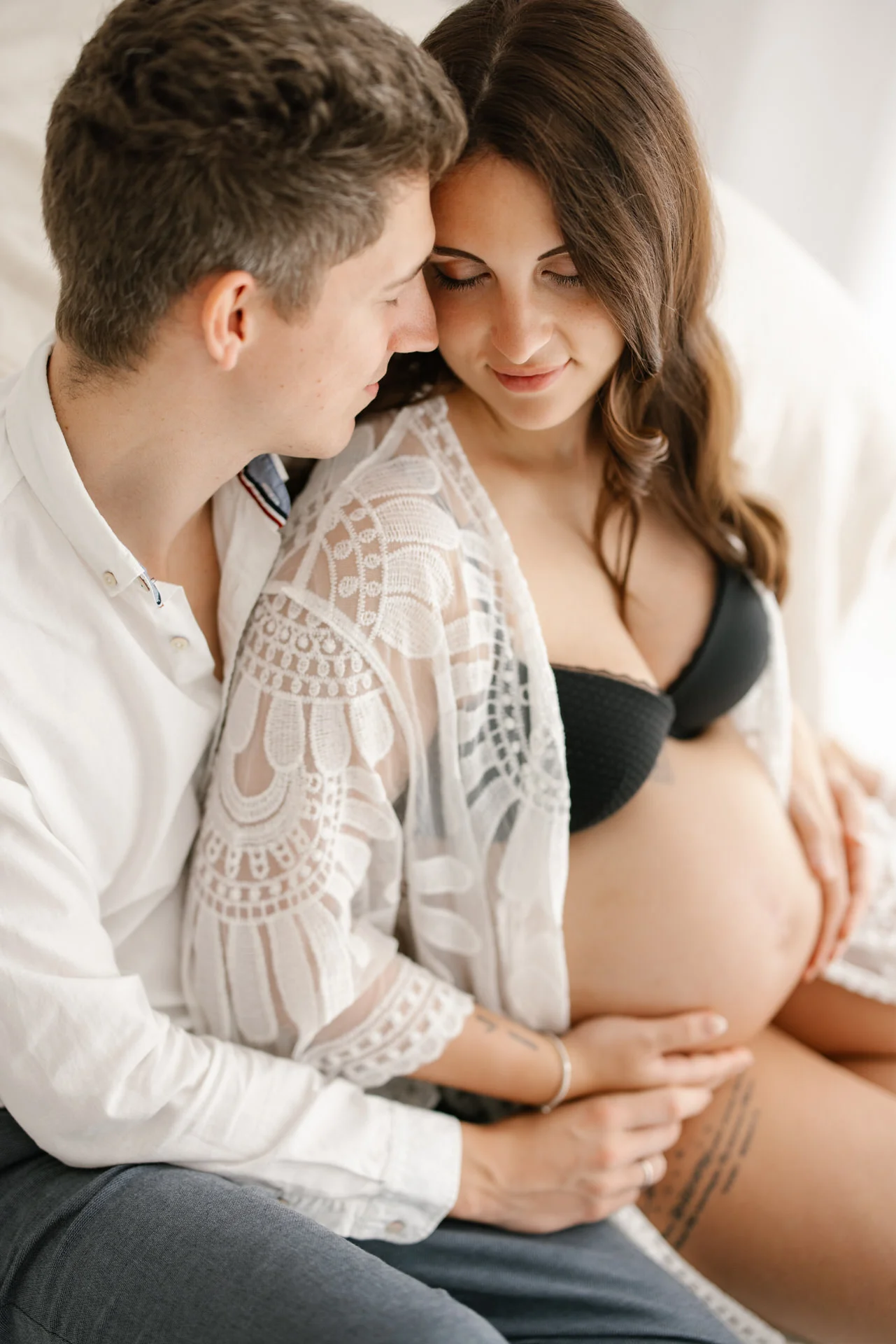 schwangerschaftsshooting babybauch fotograf leipzig fotostudio halle julia oehme